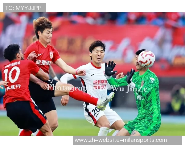 成都兴城迎战长春亚泰全力争胜展现球队实力与斗志